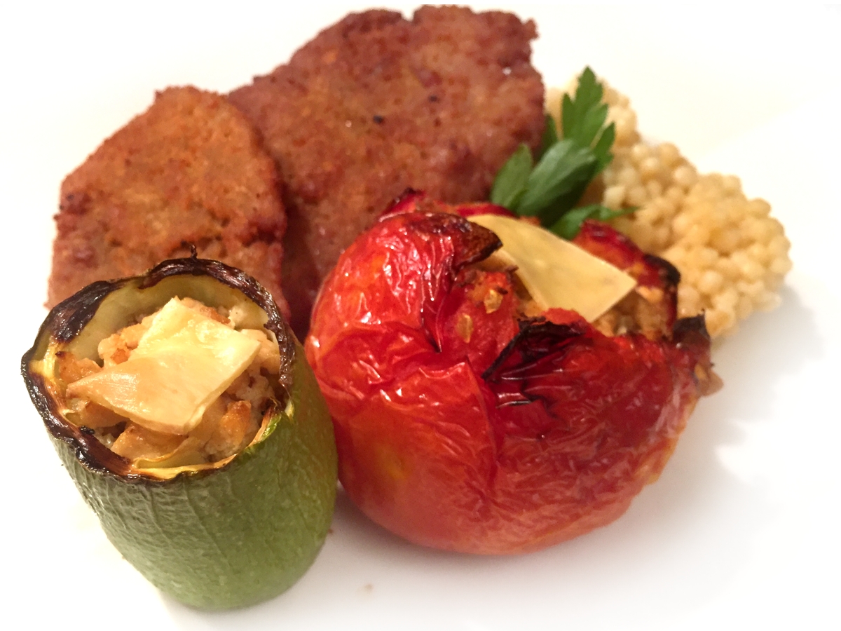 zucchini tomate gefüllt tofu falafel patties vegan